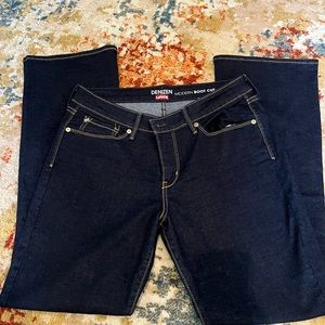 Levi’s Denizen boot cut Jeans like new condition! Size 12